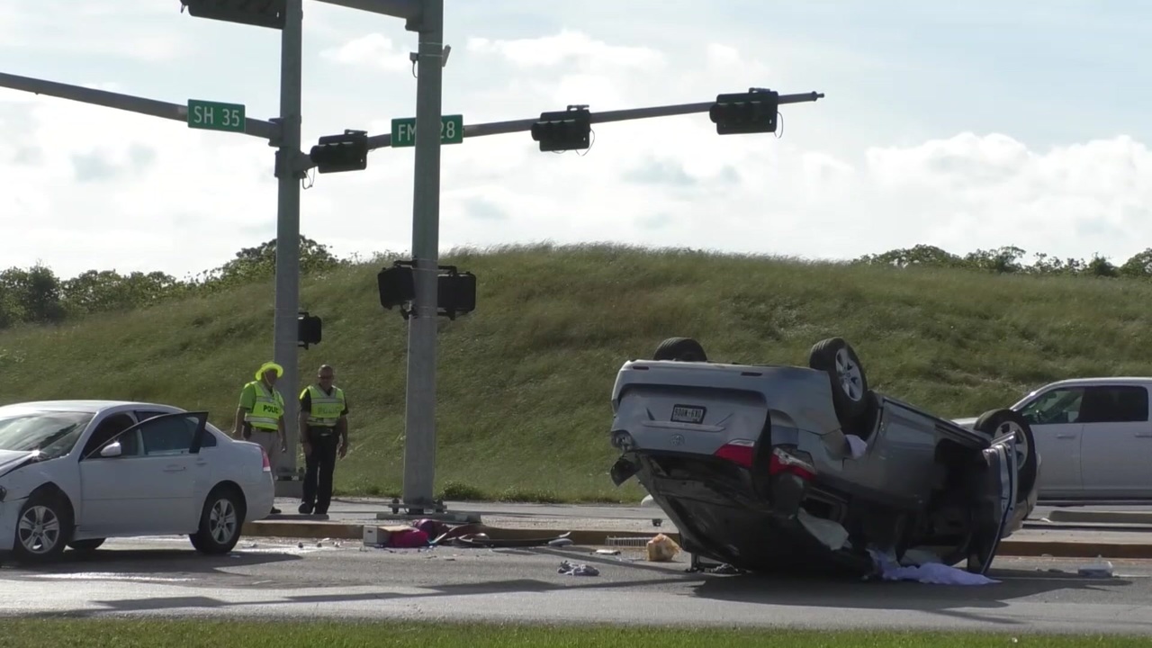 Second deadly accident involving juveniles reported in Alvin